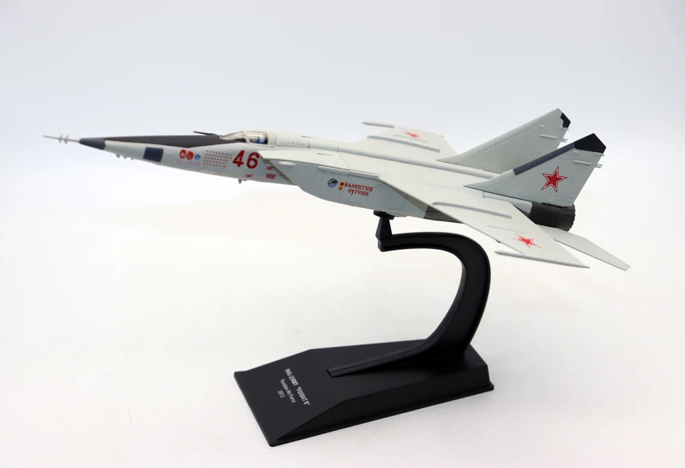 MiG-25RBT Foxbat-B Russia 1:100 Diecast Model