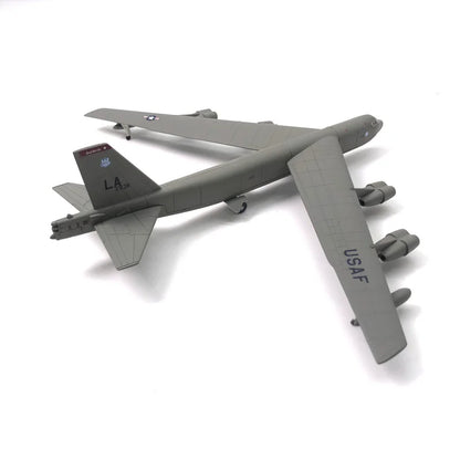 B-52 Stratofortress USAF 1:200 Diecast Model