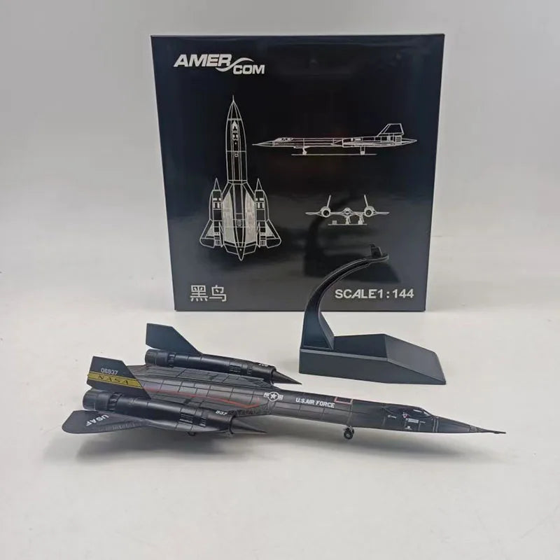 SR-71A Blackbird 1:144 Diecast Model