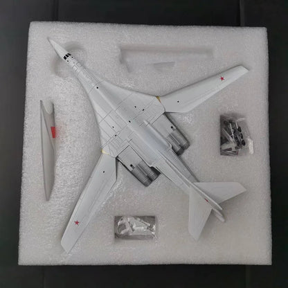 Tu-160 Blackjack Russia 1:200 Diecast Model