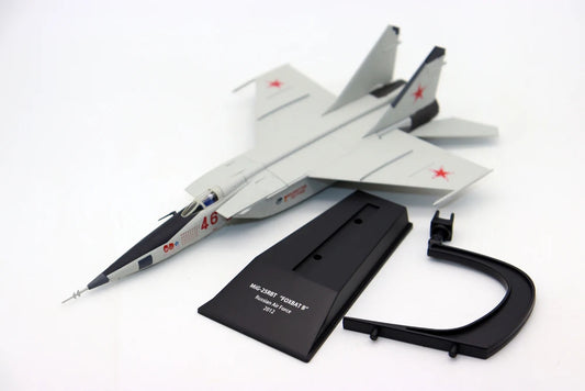 MiG-25RBT Foxbat-B Russia 1:100 Diecast Model