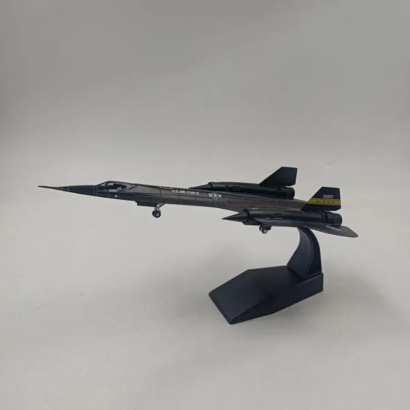 SR-71A Blackbird 1:144 Diecast Model