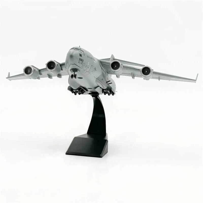 C-17 Globemaster III USAF 1:200 Diecast Model