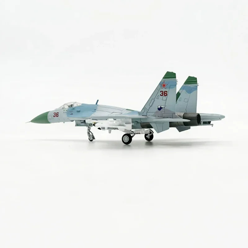 Su-27 Flanker – Russian Air Force 1:100 Diecast Model