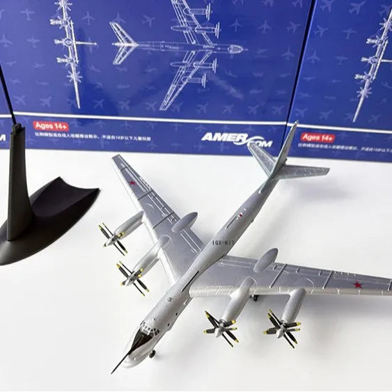 Tu-95 Bear Russia 1:200 Diecast Model