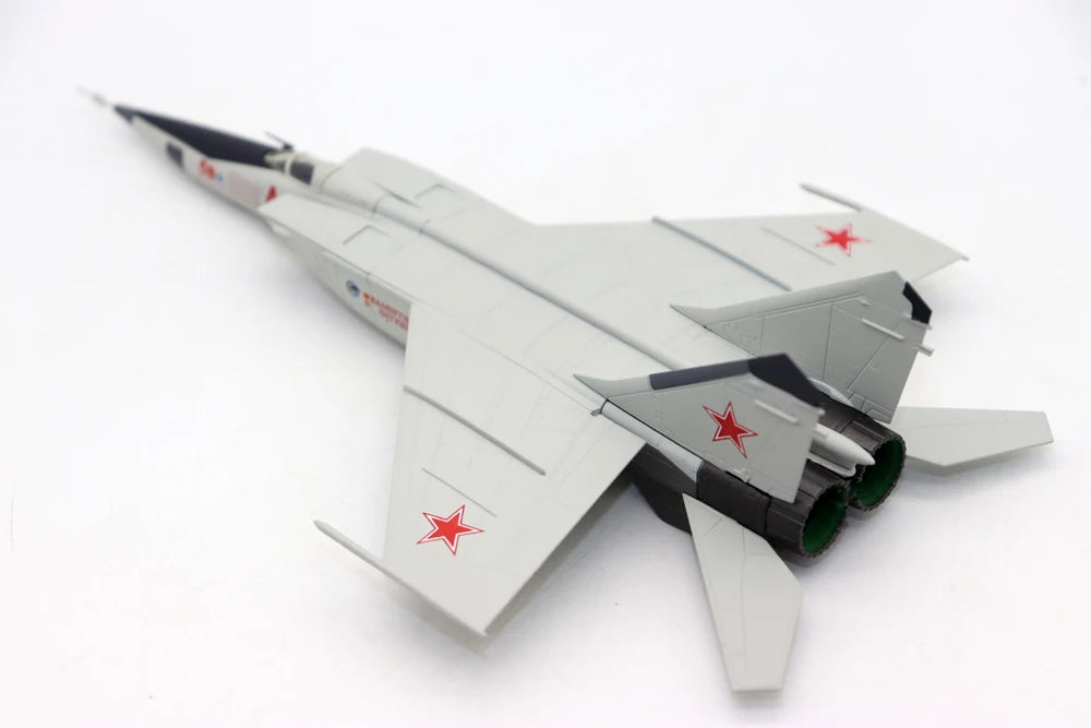 MiG-25RBT Foxbat-B Russia 1:100 Diecast Model